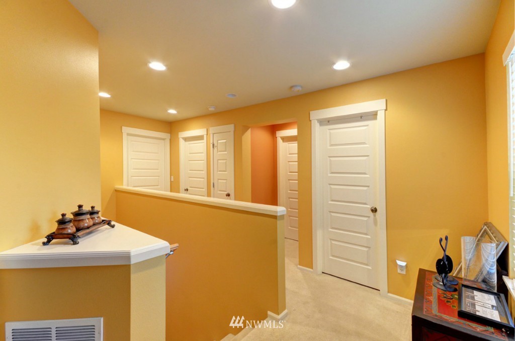 18304 36th Avenue Southeast Bothell, WA 98012 - Photo 22 of 24