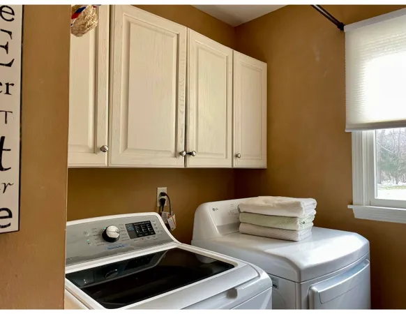$599,999 | 51855 Deer Trail Court, Granger, IN 46530