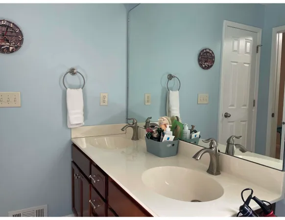 $599,999 | 51855 Deer Trail Court, Granger, IN 46530