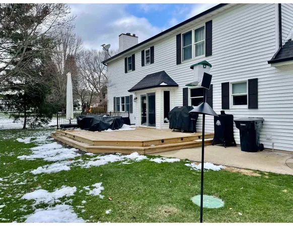 $599,999 | 51855 Deer Trail Court, Granger, IN 46530