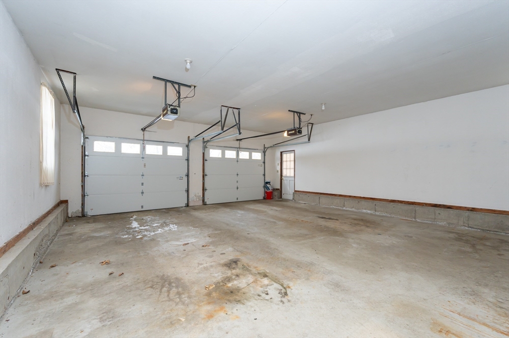 28 Bridal Path Road Dracut, MA 01826 - Photo 29 of 39