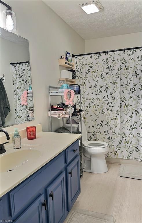 488 Kellwood Drive Extension Boone, NC 28607 - Photo 18 of 21 Primary Bath