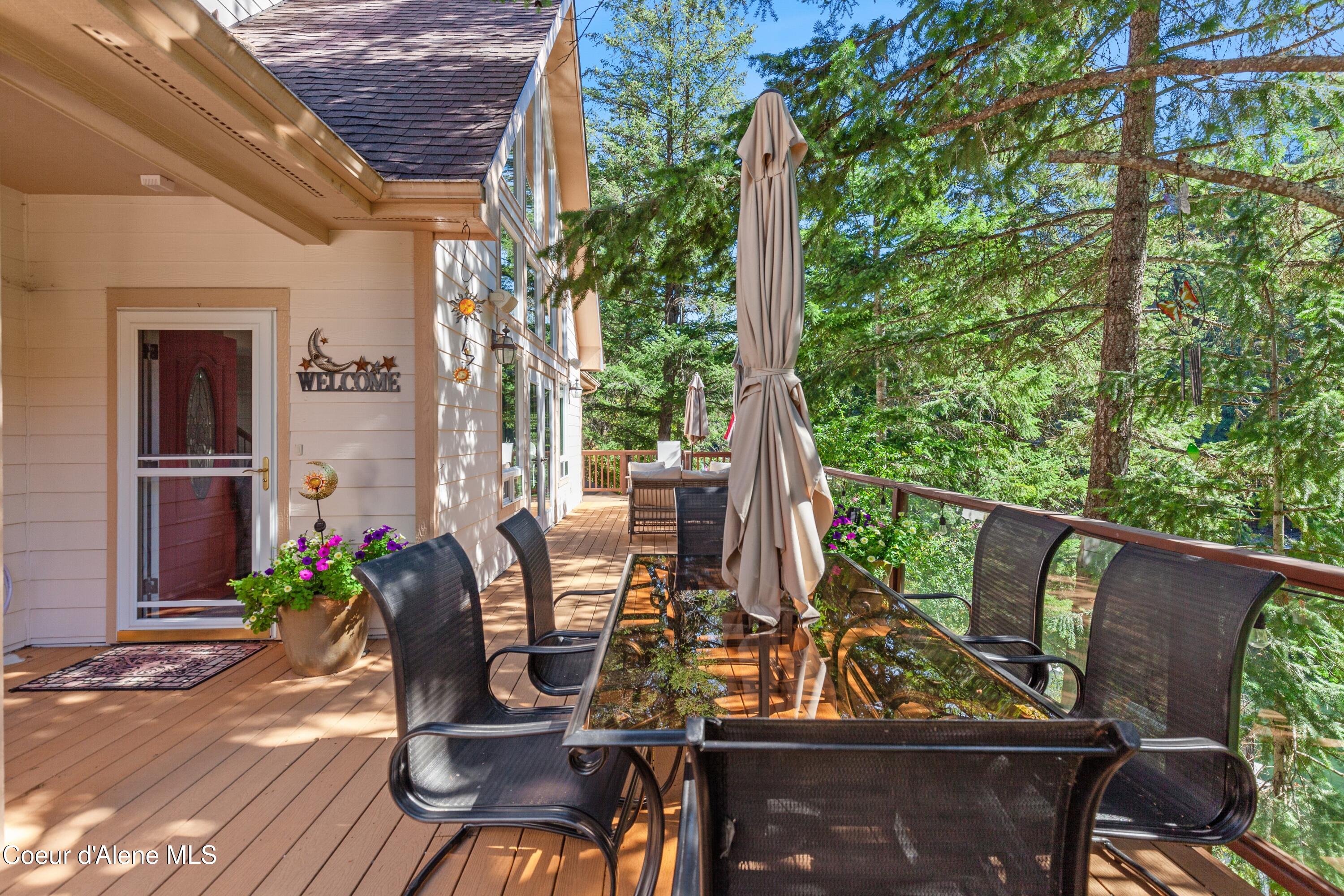 8677 North Rhapsody Lane Hayden, ID 83835 - Photo 6 of 60 Indoor & Outdoor Living!
