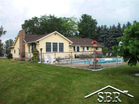 12211 Elms Road Birch Run, MI 48415 - Photo 3 of 17 20036208-2.JPG