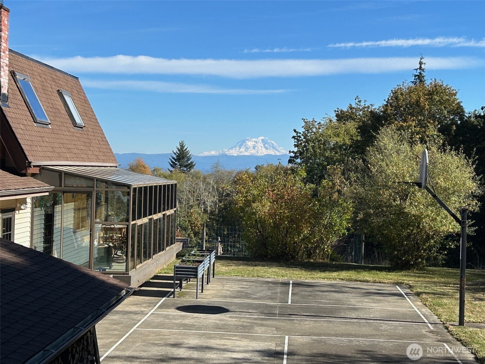 201 Crego Ridge Road Chehalis, WA 98532 - Photo 5 of 38 a view of a tennis court