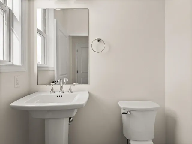 $575,000 | 213 Leo Lane, South Burlington, VT 05403