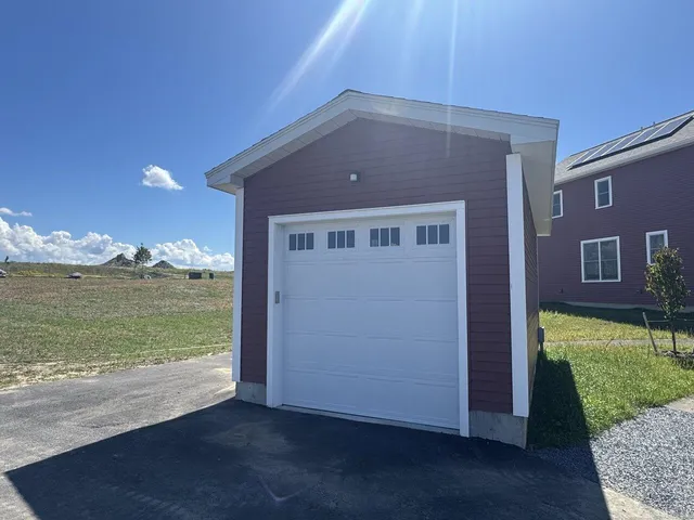 $575,000 | 213 Leo Lane, South Burlington, VT 05403