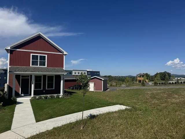 $575,000 | 213 Leo Lane, South Burlington, VT 05403