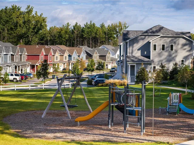 $575,000 | 213 Leo Lane, South Burlington, VT 05403