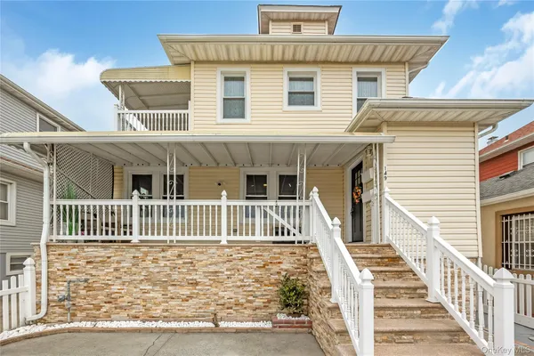 $950,000 | 149 West Market Street, Long Beach, NY 11561