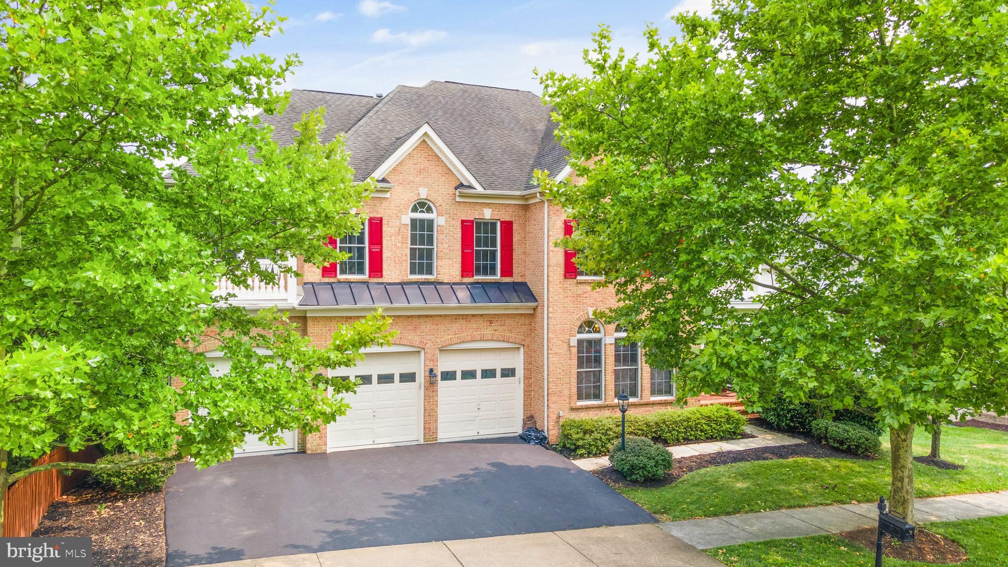 43393 Riverpoint Drive Leesburg, VA 20176 - Photo 3 of 87