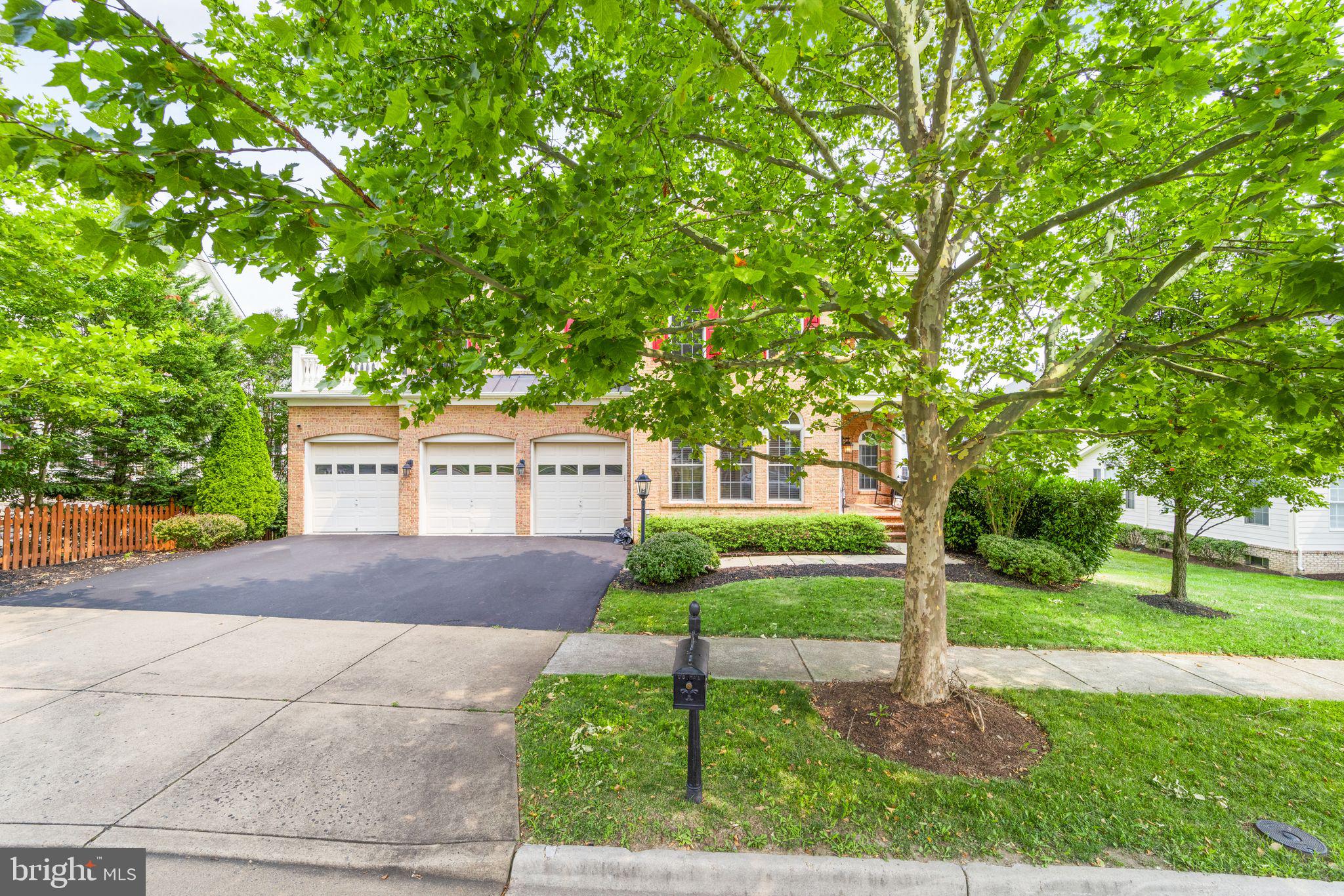 43393 Riverpoint Drive Leesburg, VA 20176 - Photo 4 of 87