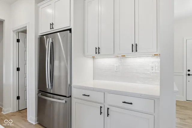 $674,000 | 6882 Linden Woods Drive, Avon, IN 46123