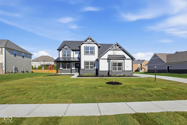 $675,000 | 6882 Linden Woods Drive, Avon, IN 46123