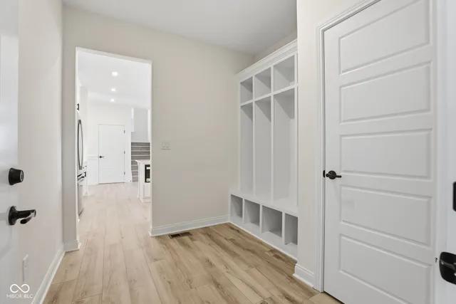 $644,000 | 6882 Linden Woods Drive, Avon, IN 46123