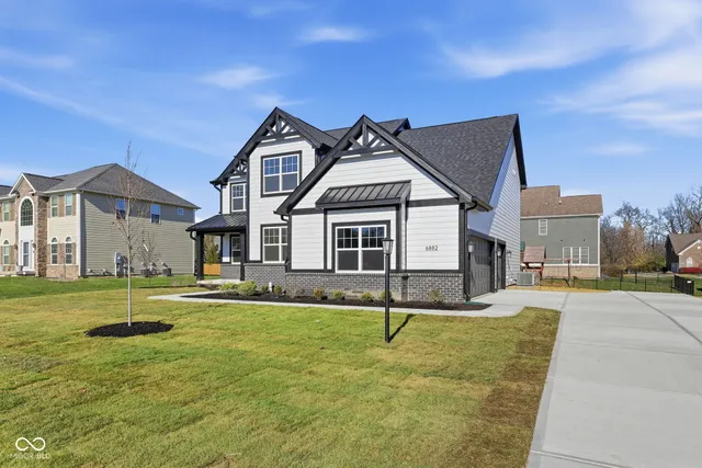 $675,000 | 6882 Linden Woods Drive, Avon, IN 46123