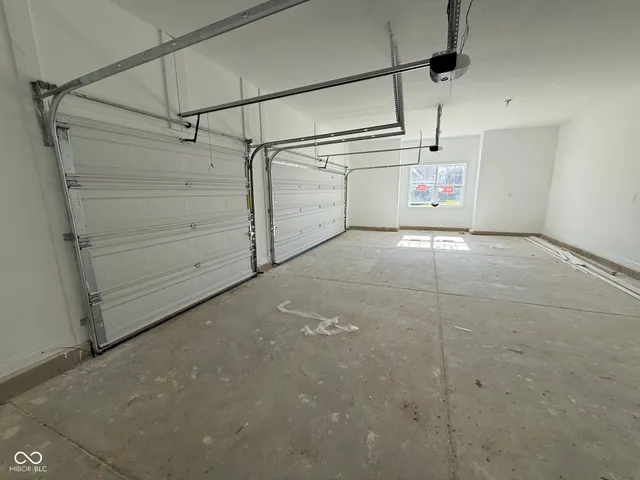 $644,000 | 6882 Linden Woods Drive, Avon, IN 46123