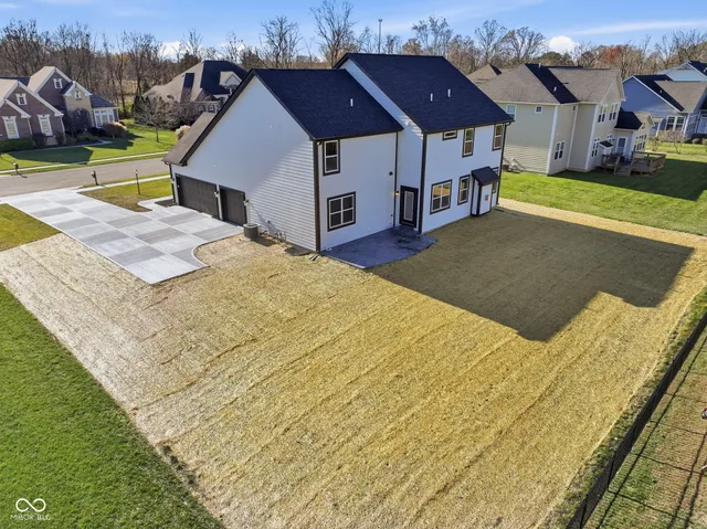 $674,000 | 6882 Linden Woods Drive, Avon, IN 46123