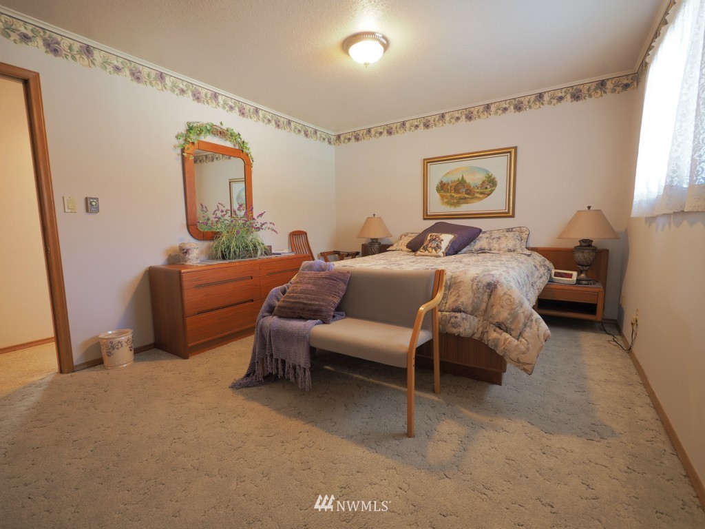 901 West Sequim Bay Road Sequim, WA 98382 - Photo 12 of 25