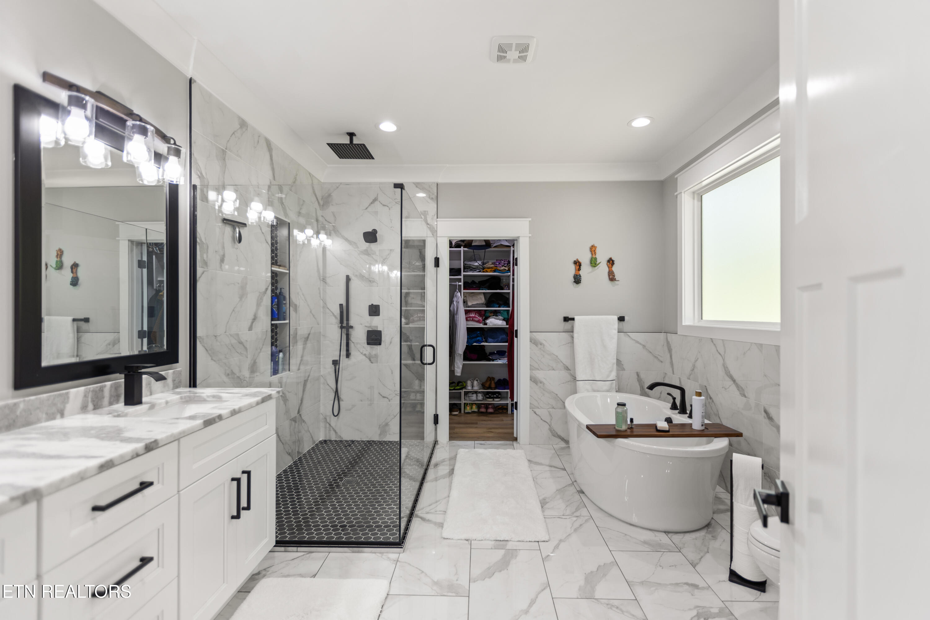 141 Daleyuhski Way Loudon, TN 37774 - Photo 21 of 37 4M6A8797