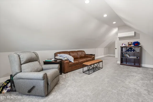 $634,900 | 141 Daleyuhski Way, Loudon, TN 37774