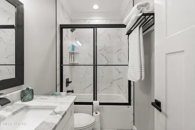 $634,900 | 141 Daleyuhski Way, Loudon, TN 37774