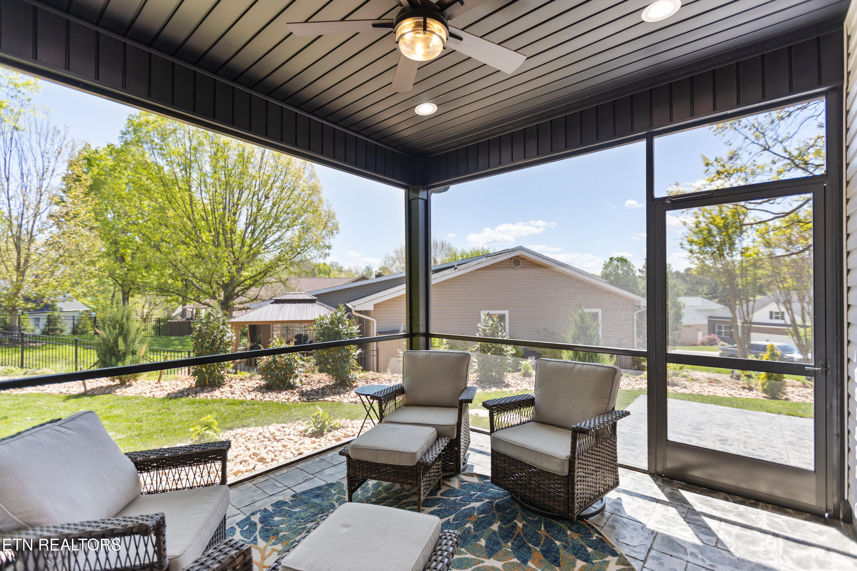 141 Daleyuhski Way Loudon, TN 37774 - Photo 35 of 37 4M6A8911