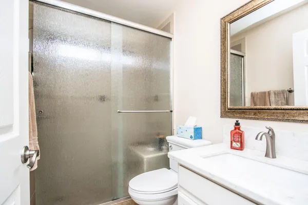 $2,200 | 151 West Jasper Drive, Gilbert, AZ 85233
