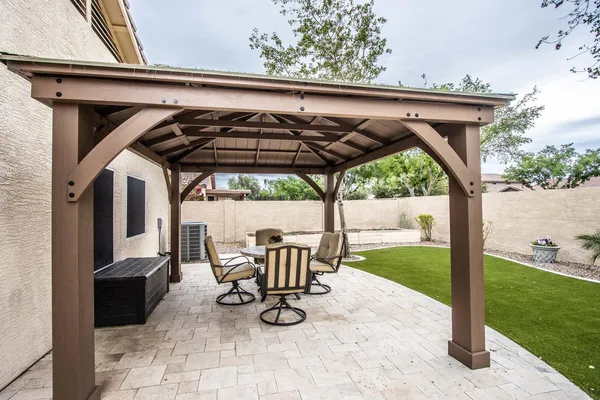 $2,200 | 151 West Jasper Drive, Gilbert, AZ 85233