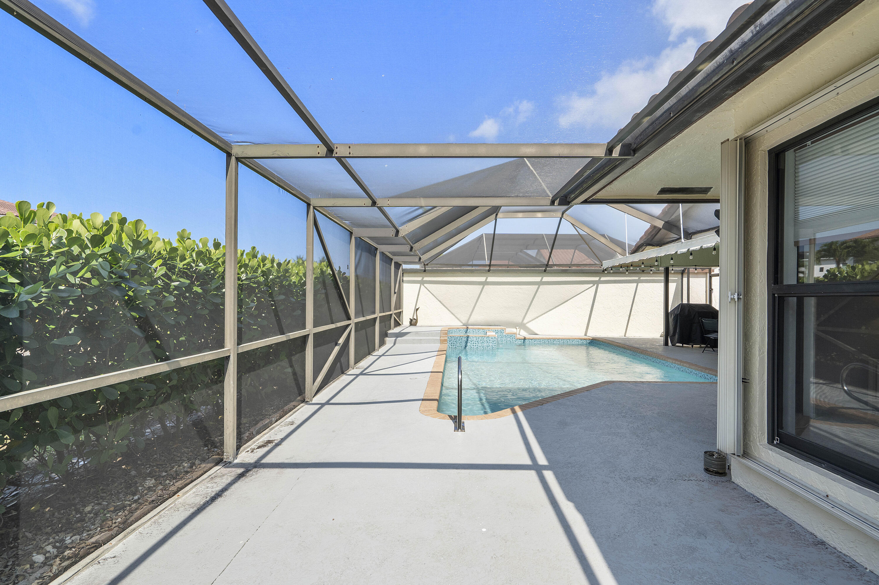 22652 Esplanada Circle Boca Raton, FL 33433 - Photo 42 of 44 a view of entryway