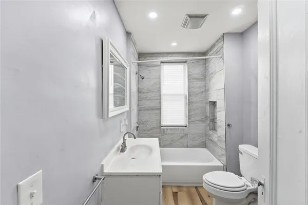 $2,100 | 18 Geneva Street, Providence, RI 02908