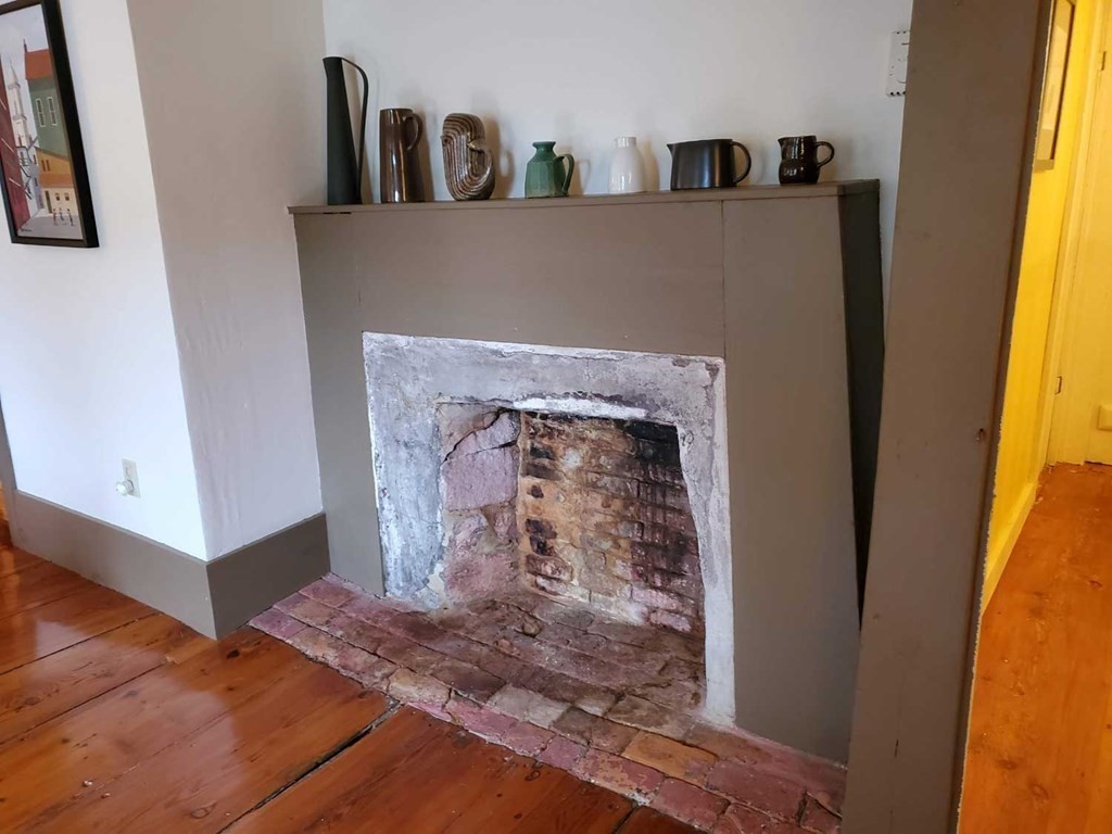 236 Goldthwaite Road Northbridge, MA 01588 - Photo 7 of 23
