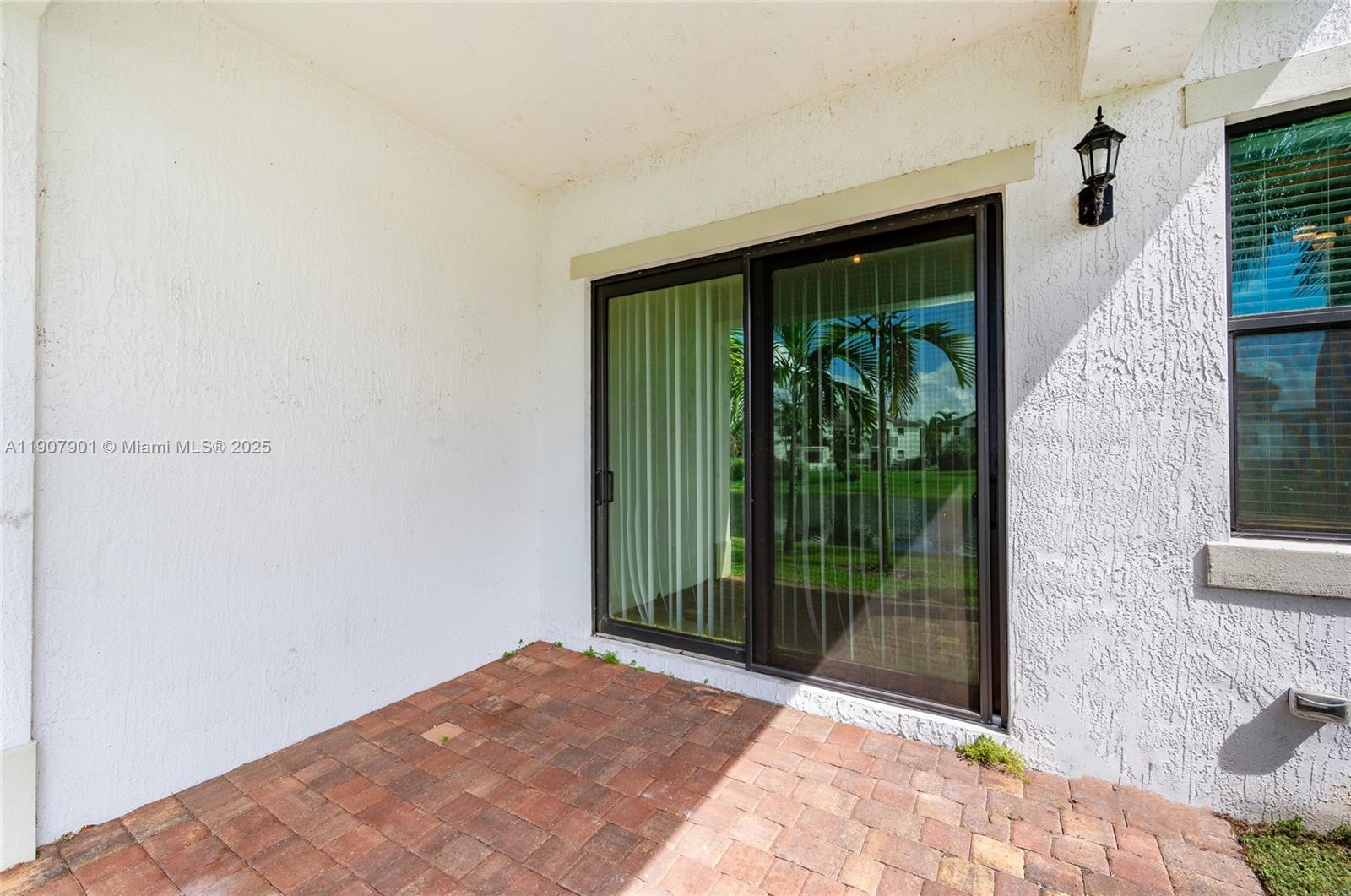 11670 Southwest 13th Lane, Unit 11670 Pembroke Pines, FL 33025 - Photo 7 of 38