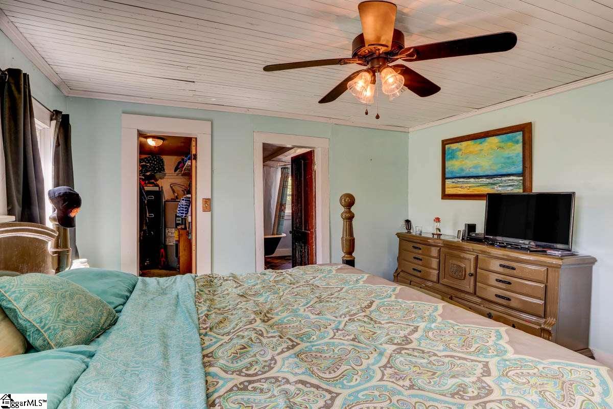 60 Hellams Road Gray Court, SC 29645 - Photo 10 of 21