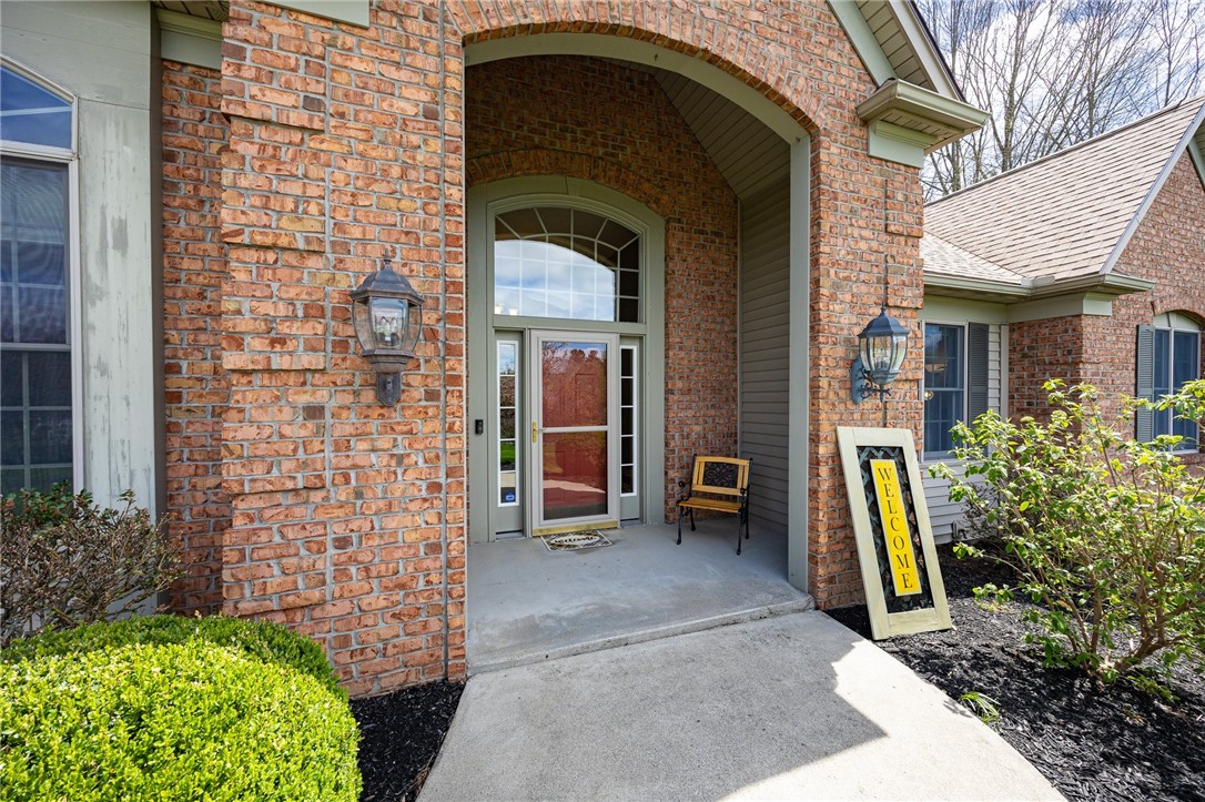 7638 Pine Tree Drive Victor, NY 14564 - Photo 3 of 50 Stately open porch entryway