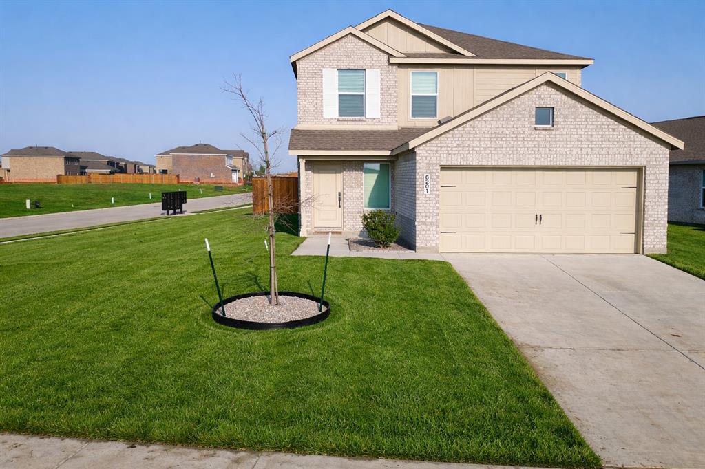 6201 Tilden Avenue Pilot Point, TX 76258 - Photo 2 of 29