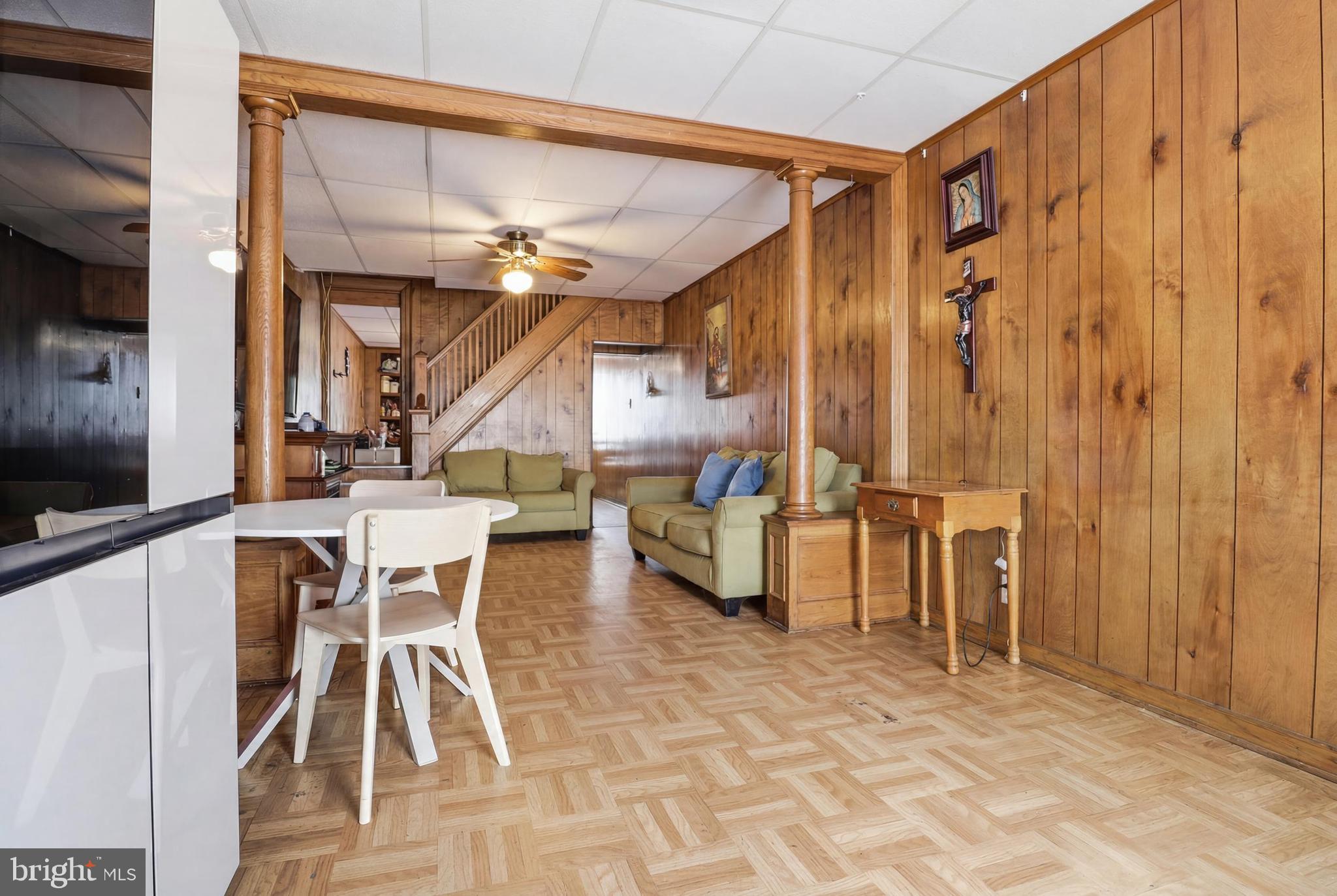 421 York Street Hanover, PA 17331 - Photo 6 of 49