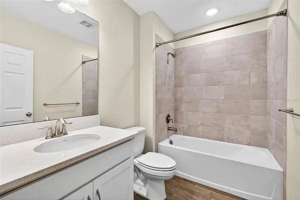 $2,600 | 5413 Badini Way, Palmetto, FL 34221