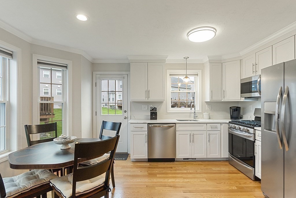 26 Riley Road, Unit 26 Tyngsborough, MA 01879 - Photo 12 of 40