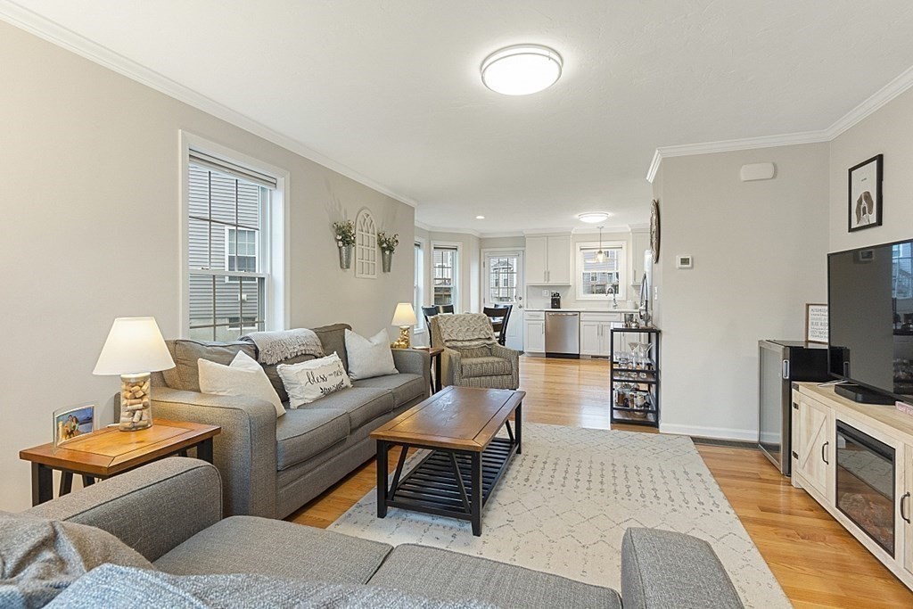 26 Riley Road, Unit 26 Tyngsborough, MA 01879 - Photo 3 of 40