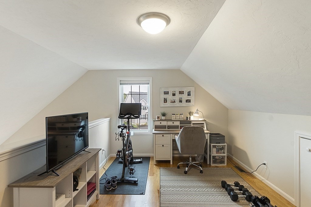 26 Riley Road, Unit 26 Tyngsborough, MA 01879 - Photo 33 of 40