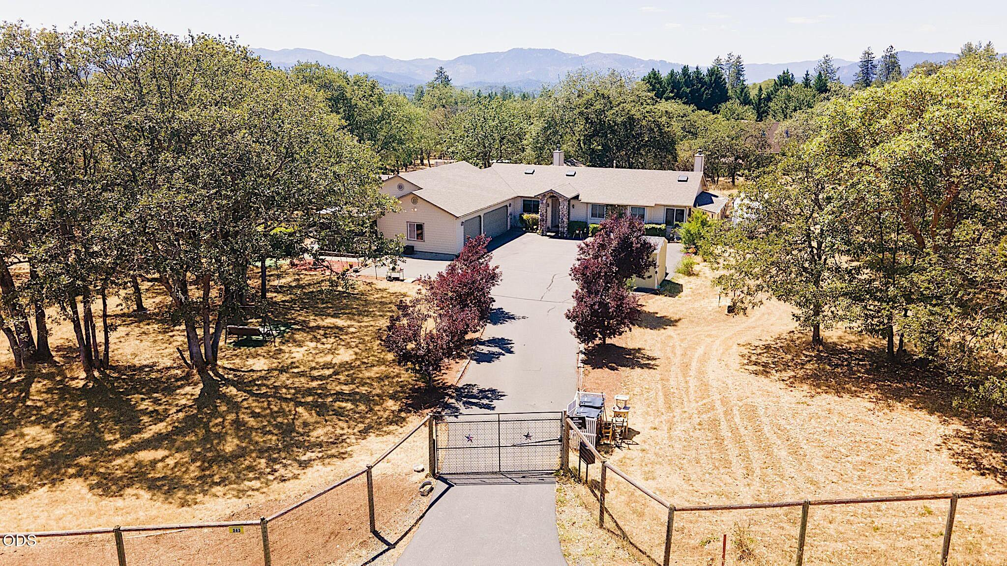 243 Castle Creek Road Grants Pass, OR 97526 - Photo 68 of 70