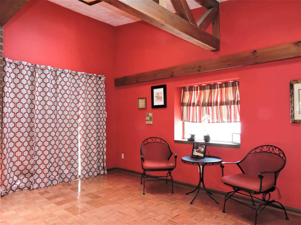 2013 North Red Bank Road Evansville, IN 47720 - Photo 2 of 27 Gallery Image 2