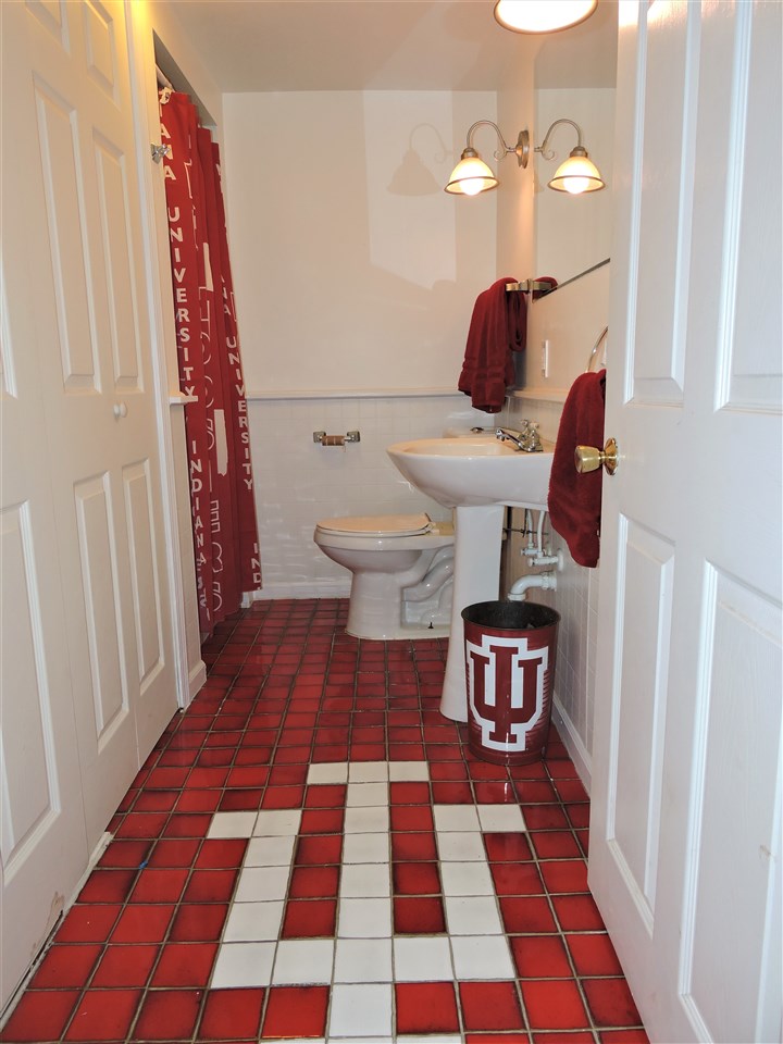 2013 North Red Bank Road Evansville, IN 47720 - Photo 14 of 27 Gallery Image 14