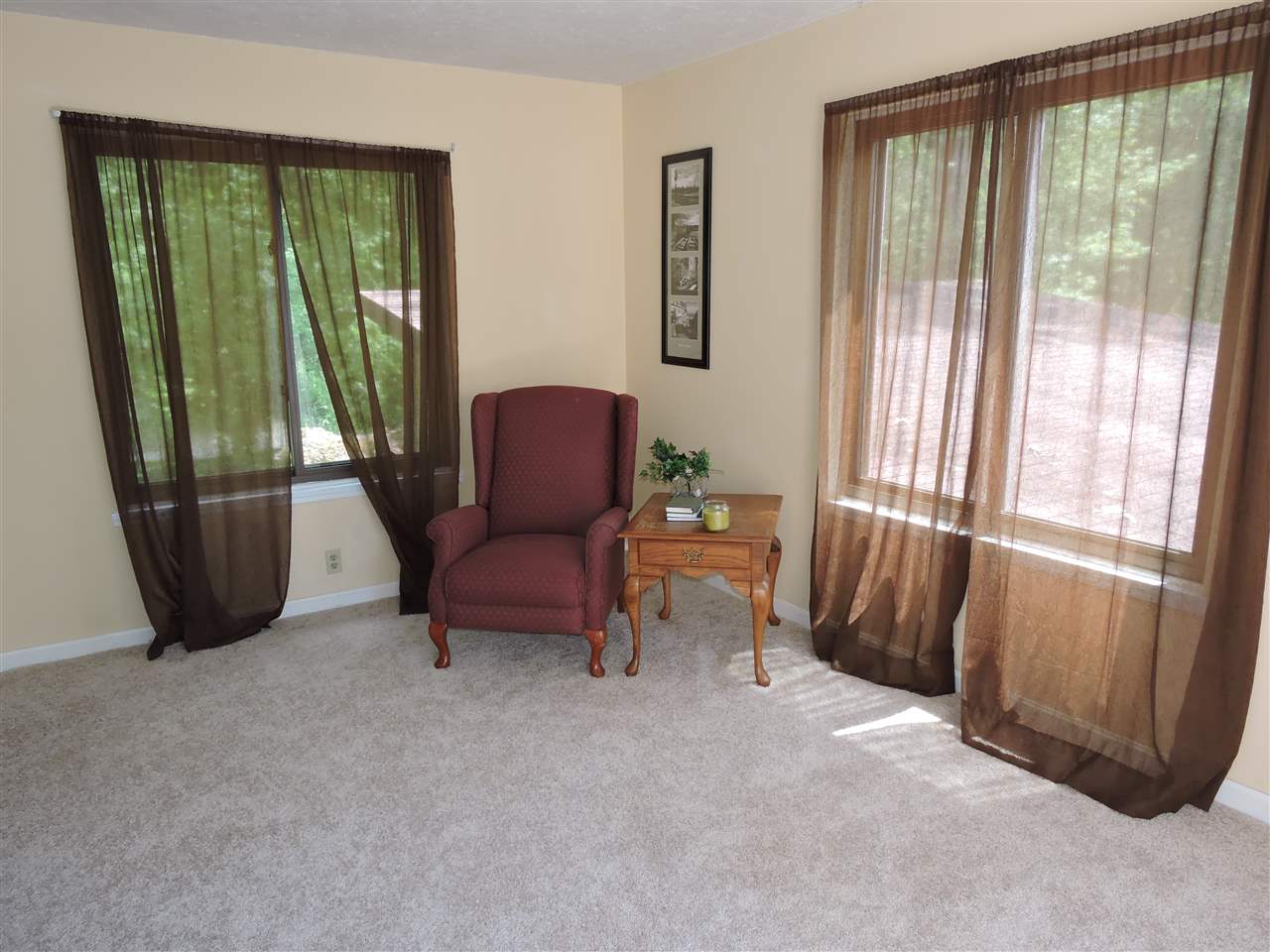 2013 North Red Bank Road Evansville, IN 47720 - Photo 17 of 27 Gallery Image 17