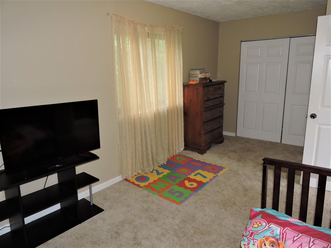 2013 North Red Bank Road Evansville, IN 47720 - Photo 21 of 27 Gallery Image 21