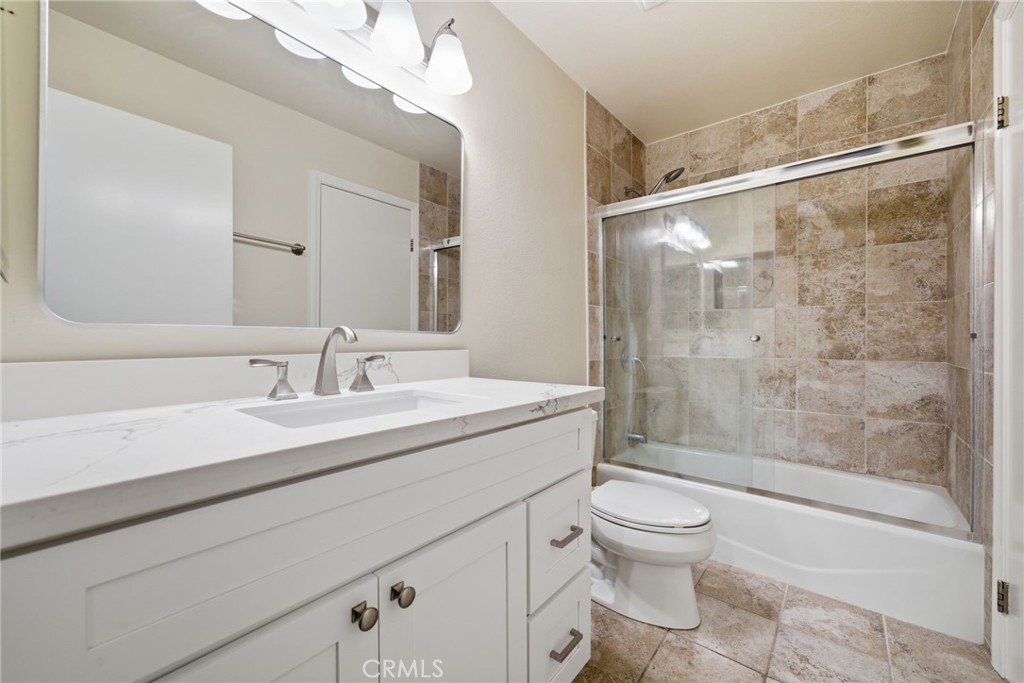 12 Fairside Irvine, CA 92614 - Photo 12 of 14 Upstairs Bathroom
