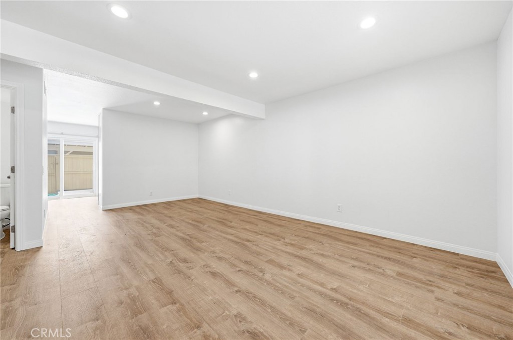 12 Fairside Irvine, CA 92614 - Photo 2 of 14 Family Room