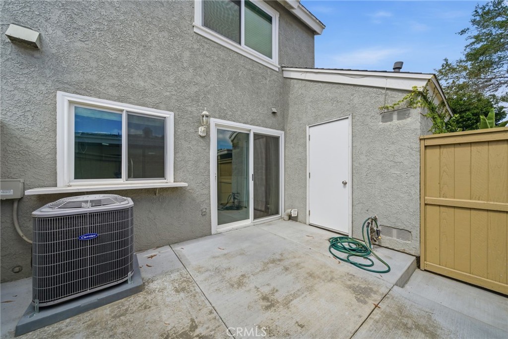 12 Fairside Irvine, CA 92614 - Photo 9 of 14 Backyard