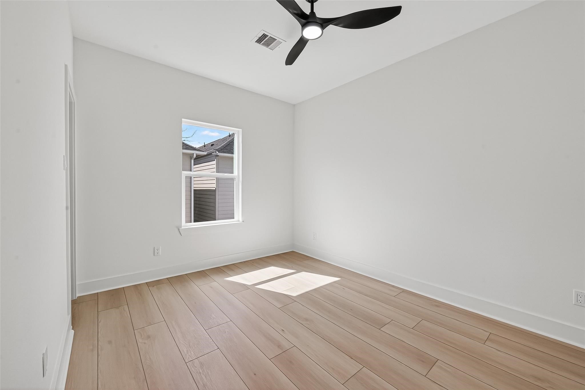 971 Highland Light Lane Houston, TX 77091 - Photo 24 of 39